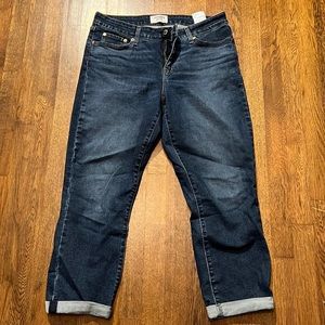 Levi’s Denizen ankle cropped mid rise boyfriend Jean size 12, like new